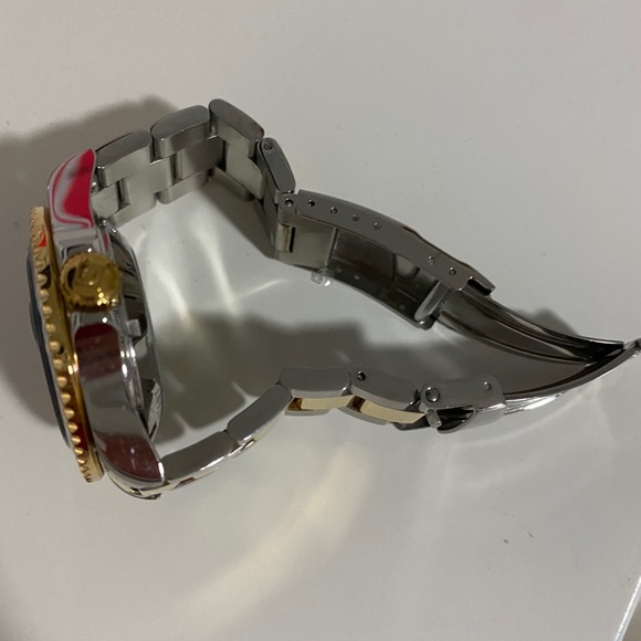 Invita watch main image 4